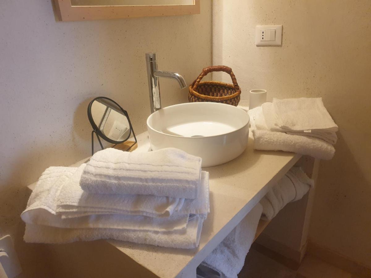 Euphoria Luxury Room オストゥーニ エクステリア 写真