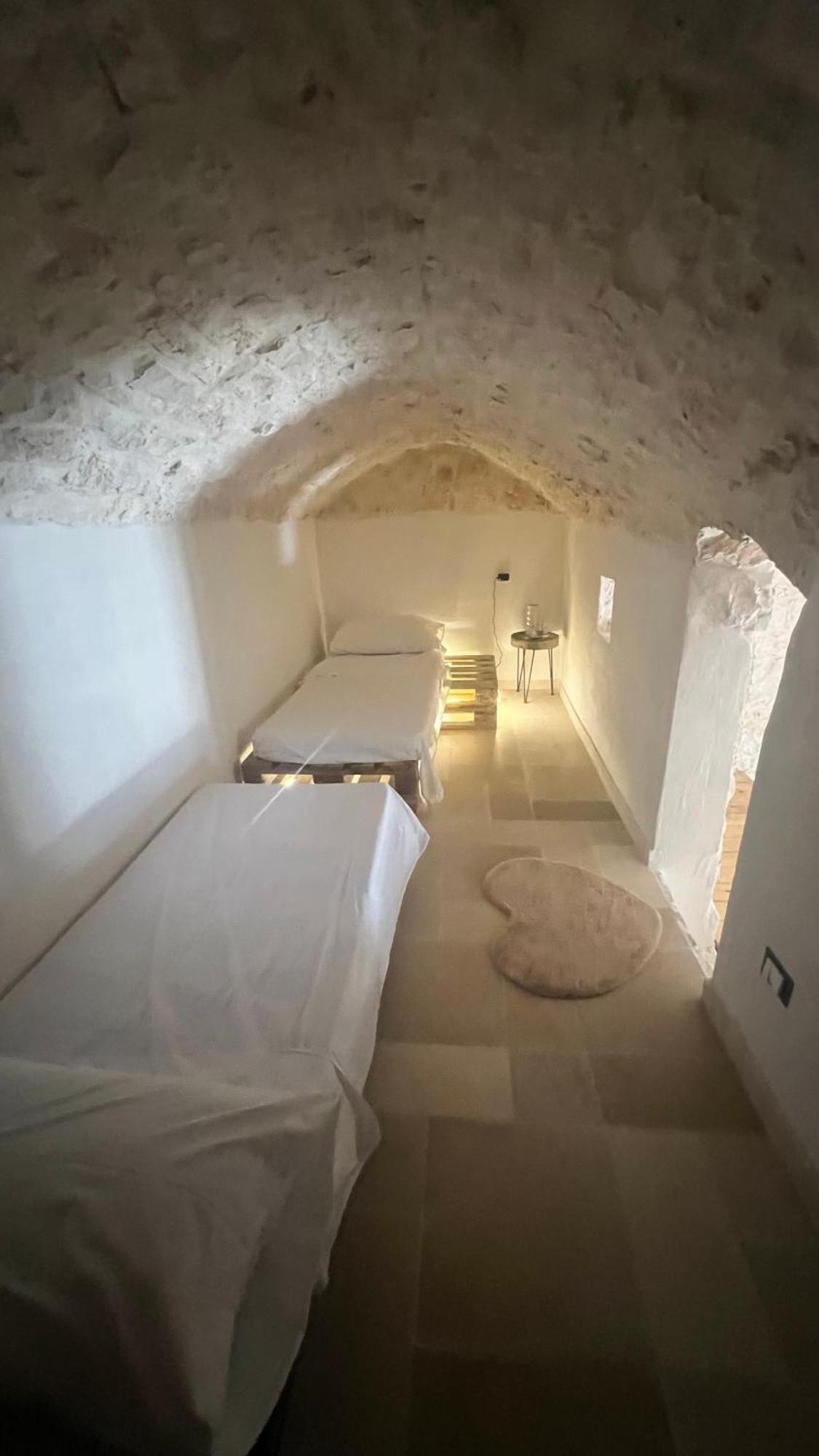 Euphoria Luxury Room オストゥーニ エクステリア 写真
